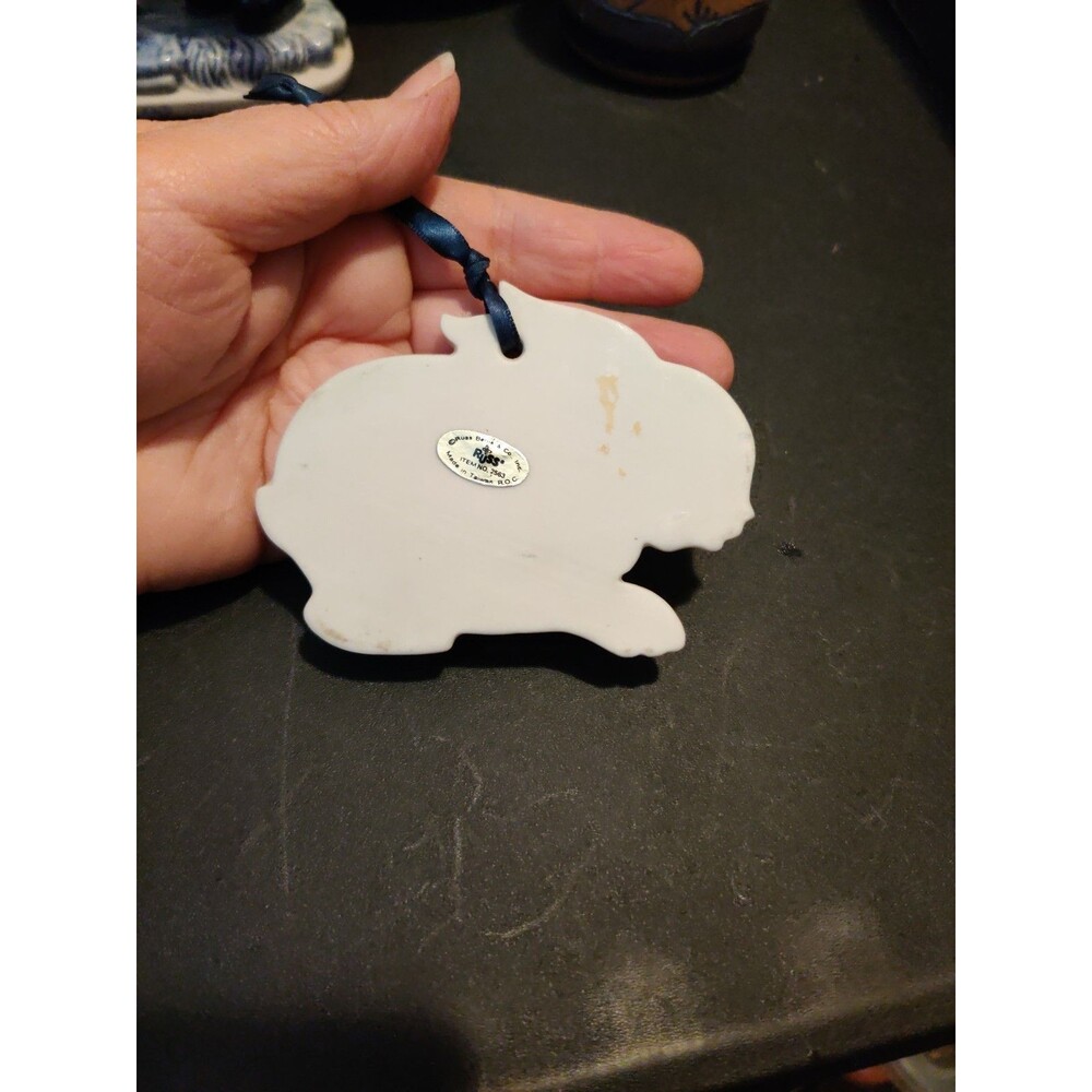Vtg Window Hanging / Ornament Russ Delft Blue White Rabbit Bunny Easter 3 3/4" - Picture 2 of 4